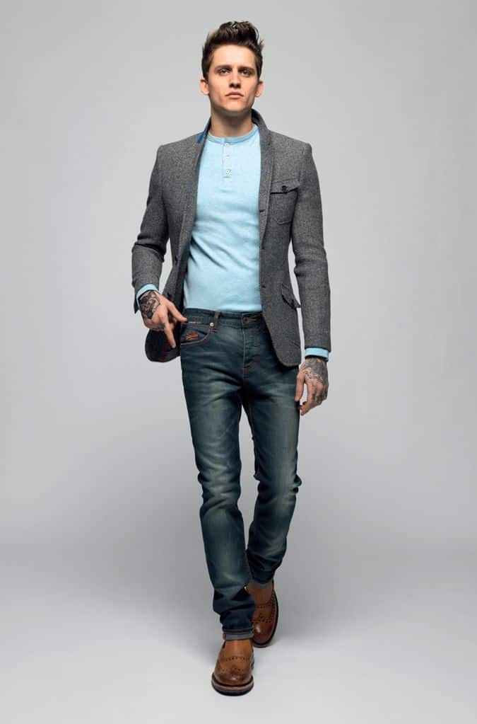 grey blazer dark jeans